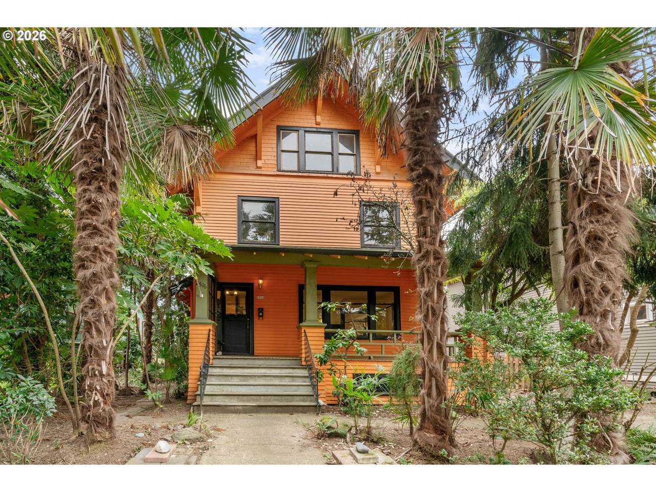 2516 Clackamas St - Photo 1