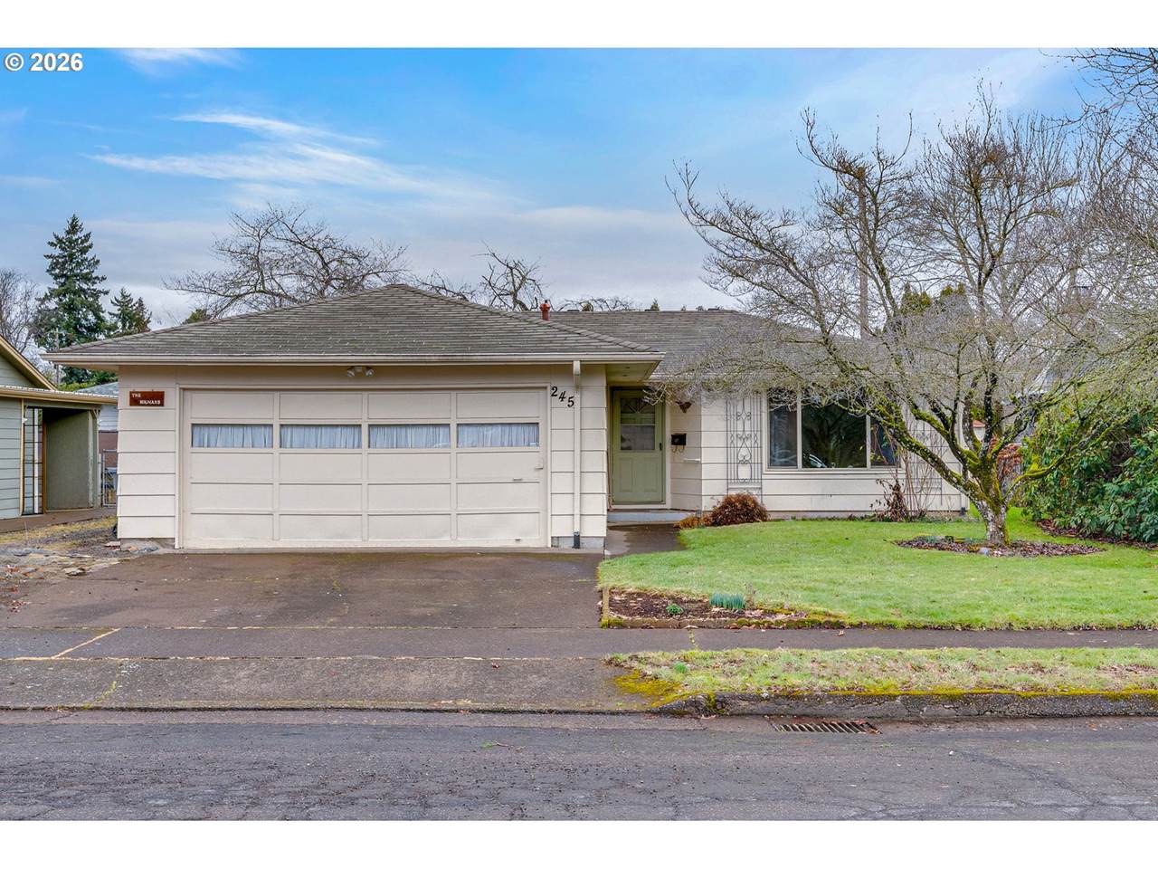 245 Columbus St - Photo 1