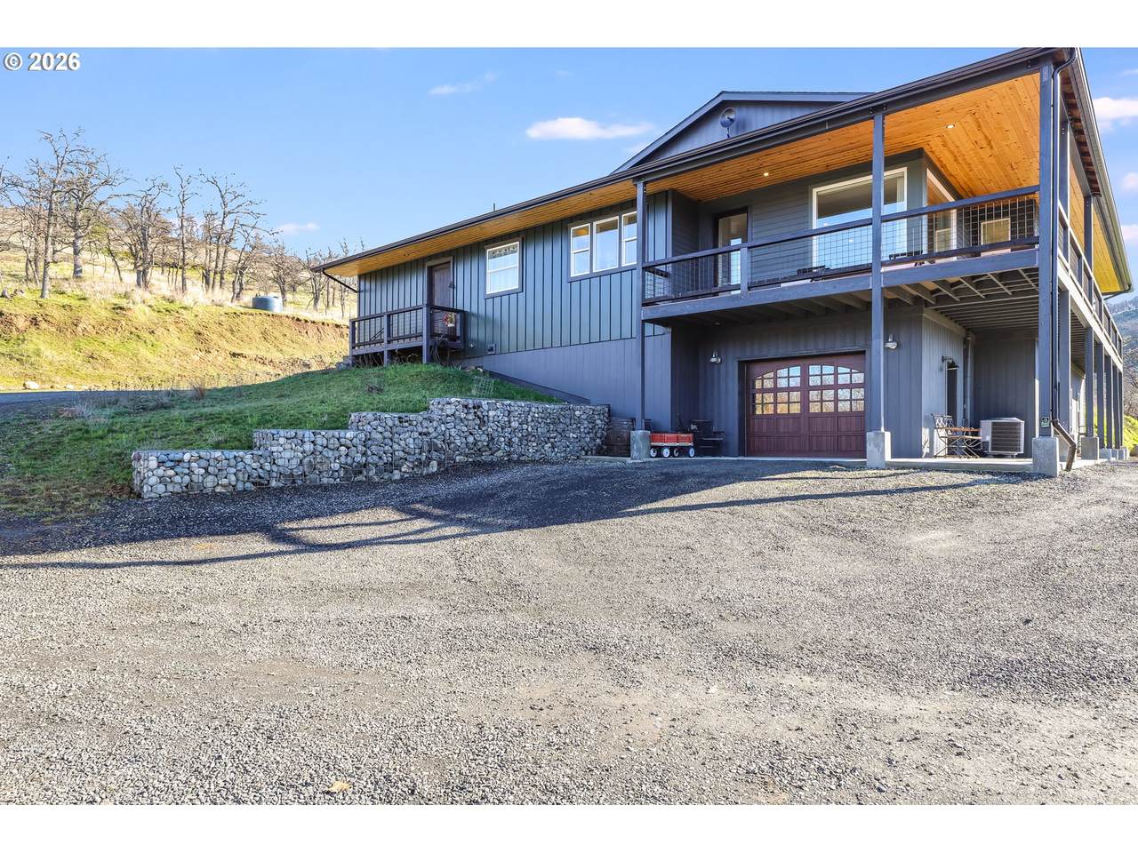 1280 Oak Hill Dr - Photo 1