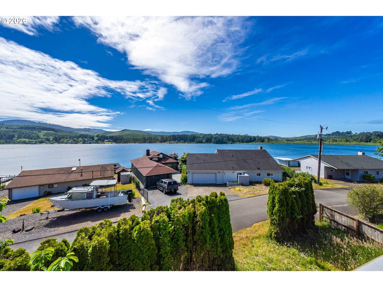 https://bt-photos.global.ssl.fastly.net/portland/1280_boomver_1_510781328-2.jpg