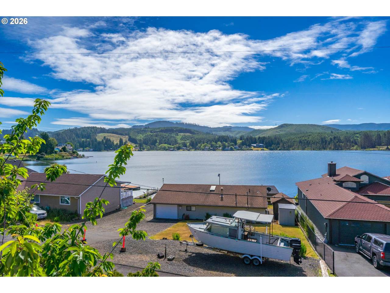https://bt-photos.global.ssl.fastly.net/portland/1280_boomver_1_510781328-2.jpg
