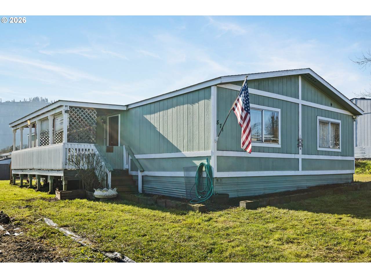 871 Meadowood Dr - Photo 1