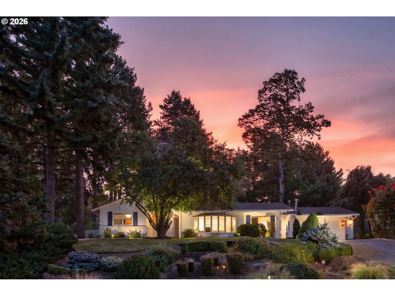 16933 Greentree Ave - Photo 1