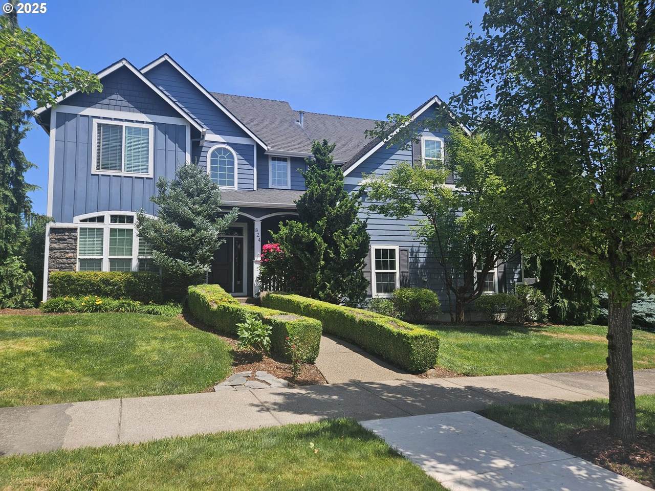 824 Pioneer Dr - Photo 1