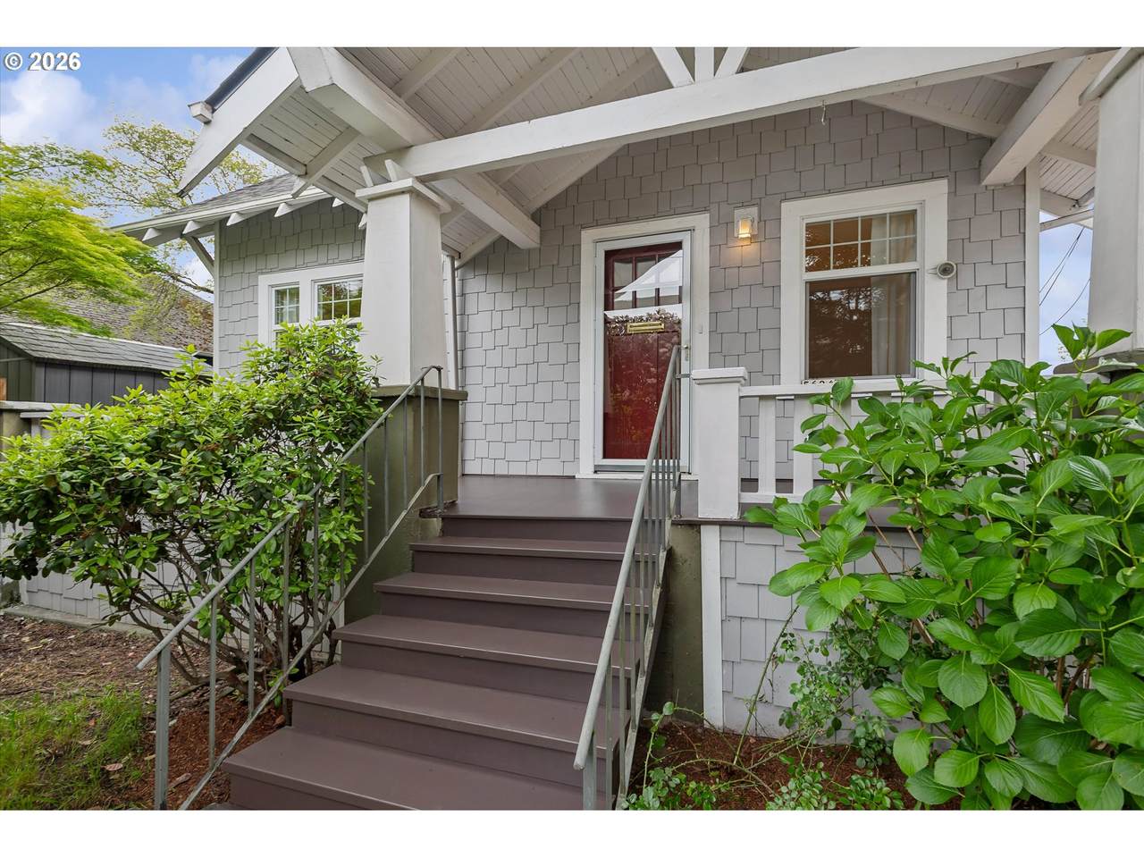 https://bt-photos.global.ssl.fastly.net/portland/1280_boomver_1_515056142-2.jpg