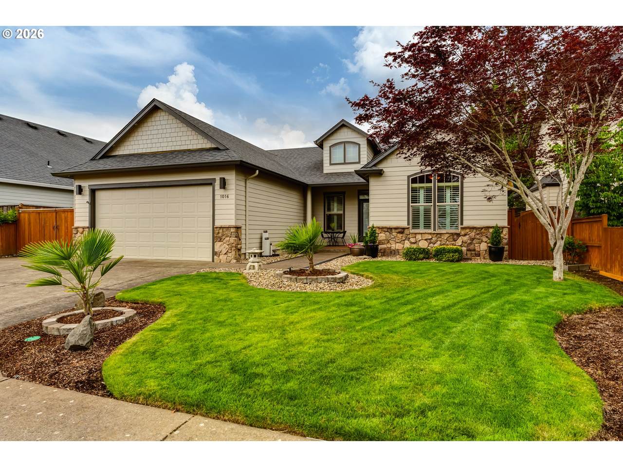 1016 Fieldcrest Ave - Photo 1