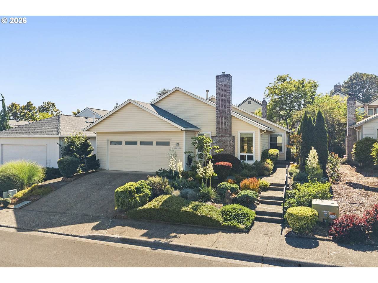 https://bt-photos.global.ssl.fastly.net/portland/1280_boomver_1_516183551-2.jpg