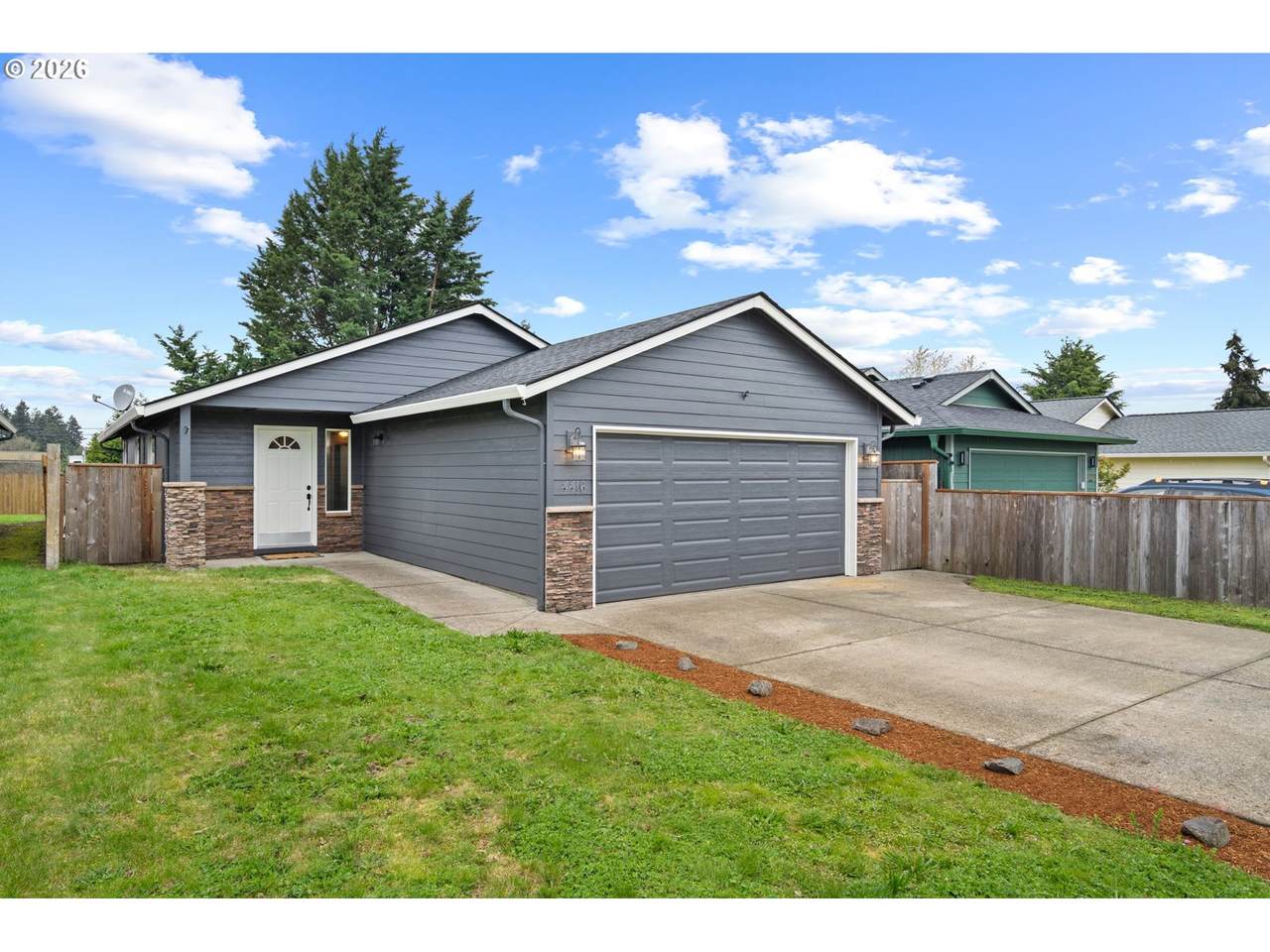 https://bt-photos.global.ssl.fastly.net/portland/1280_boomver_1_516772325-2.jpg