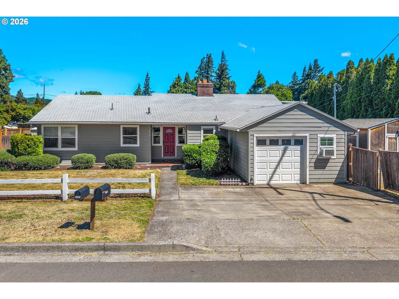 https://bt-photos.global.ssl.fastly.net/portland/1280_boomver_1_517808193-2.jpg