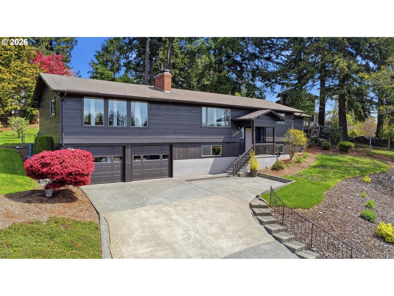 1290 Scenic View Dr - Photo 1