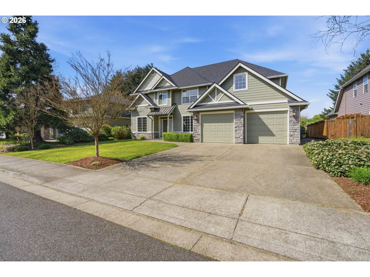 https://bt-photos.global.ssl.fastly.net/portland/1280_boomver_1_518832541-2.jpg
