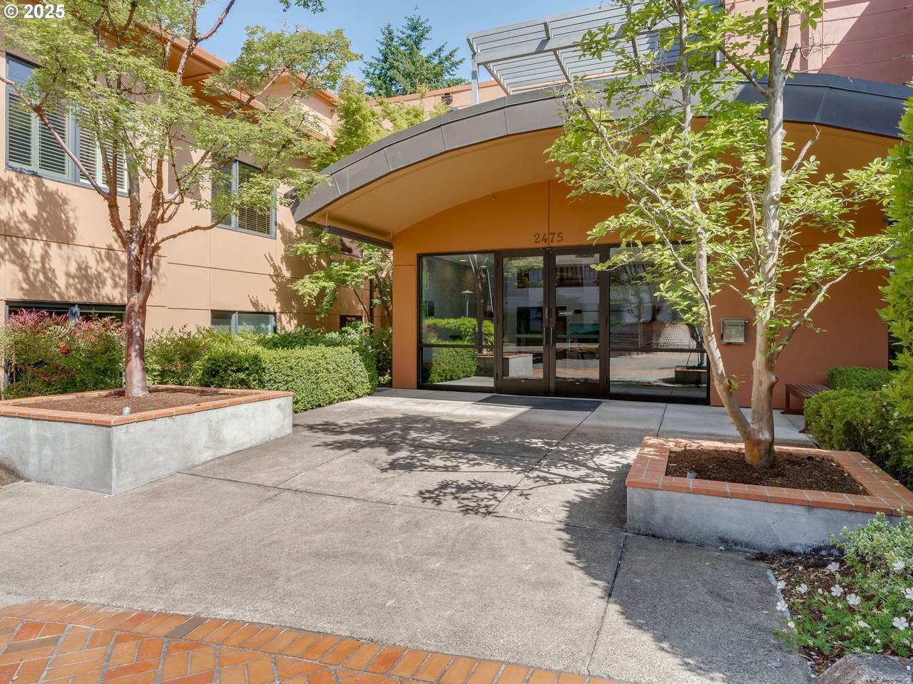 790 Westover Sq - Photo 1