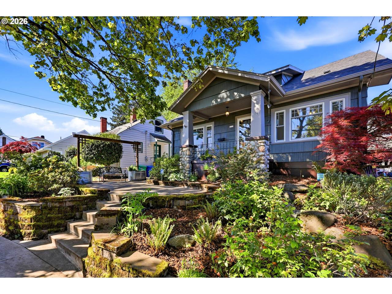 https://bt-photos.global.ssl.fastly.net/portland/1280_boomver_1_520133511-2.jpg