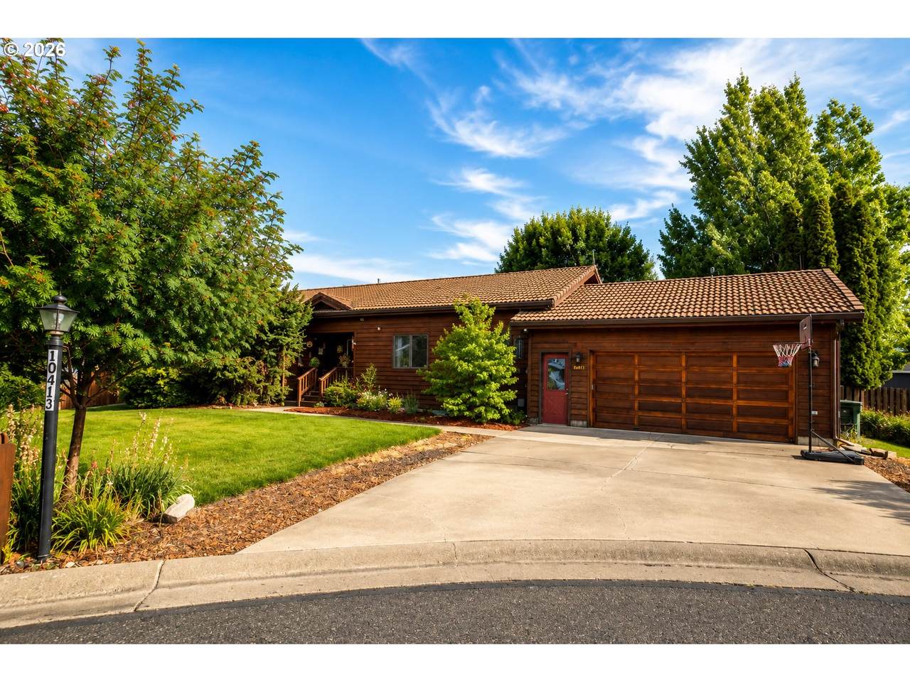 10413 E St - Photo 1