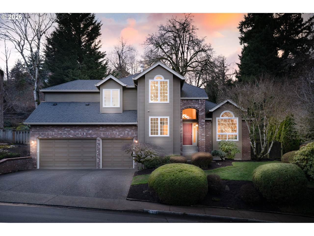 1339 Stonehaven Dr - Photo 1