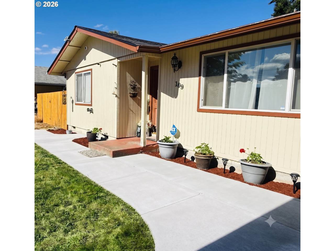 https://bt-photos.global.ssl.fastly.net/portland/1280_boomver_1_523643157-2.jpg
