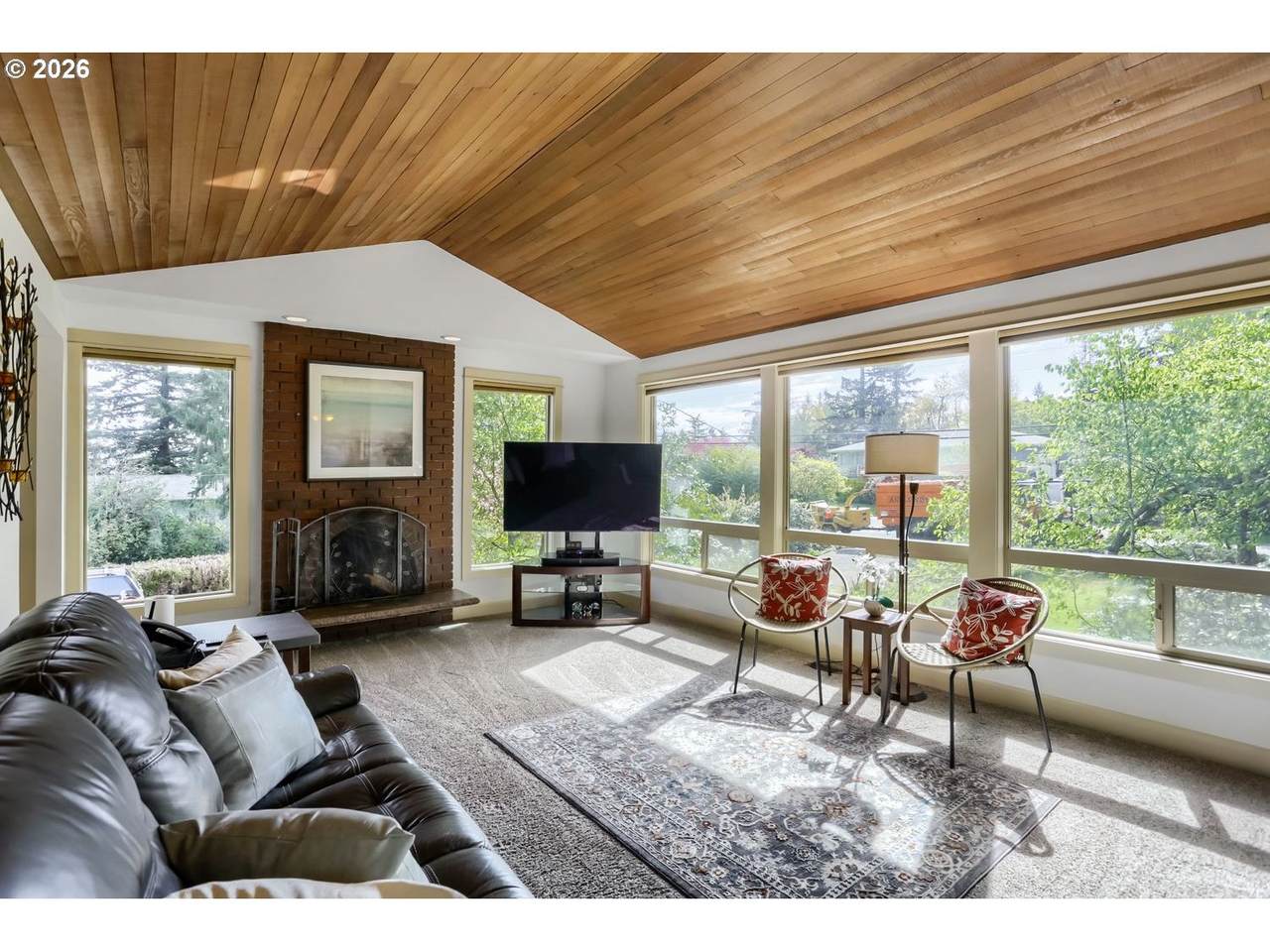 https://bt-photos.global.ssl.fastly.net/portland/1280_boomver_1_525550498-2.jpg