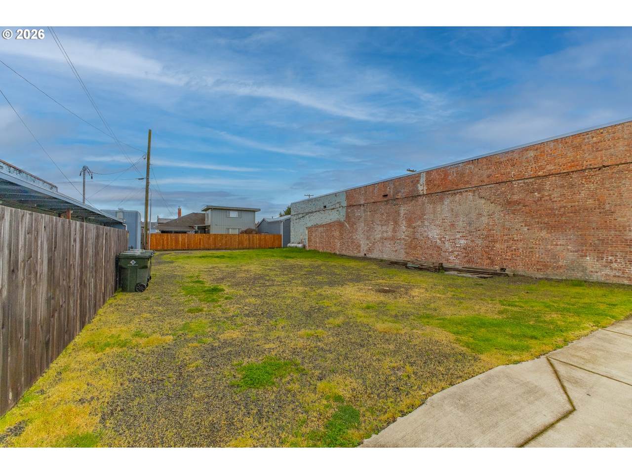 618/620 Spruce St - Photo 1