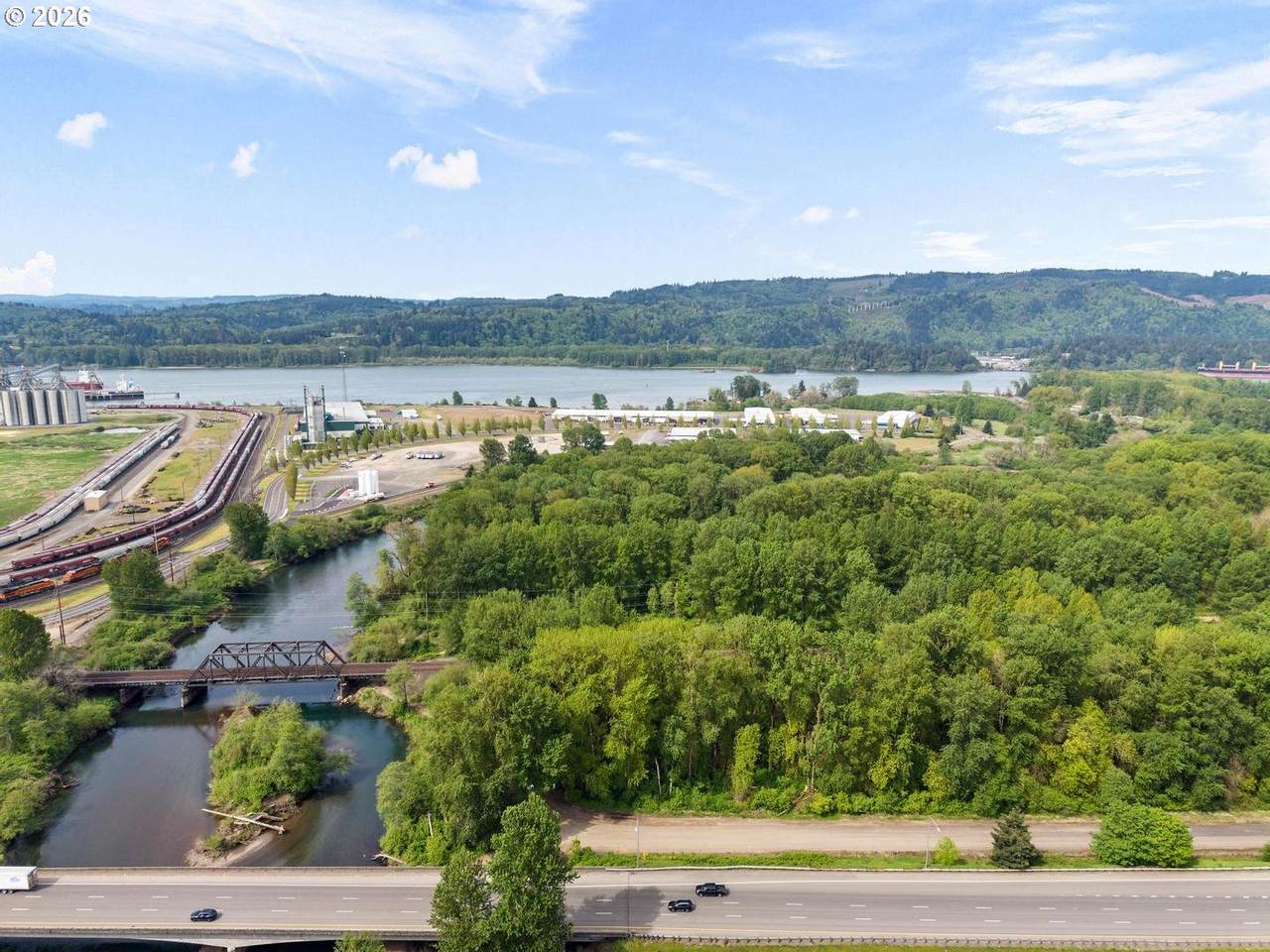 https://bt-photos.global.ssl.fastly.net/portland/1280_boomver_1_526386926-2.jpg