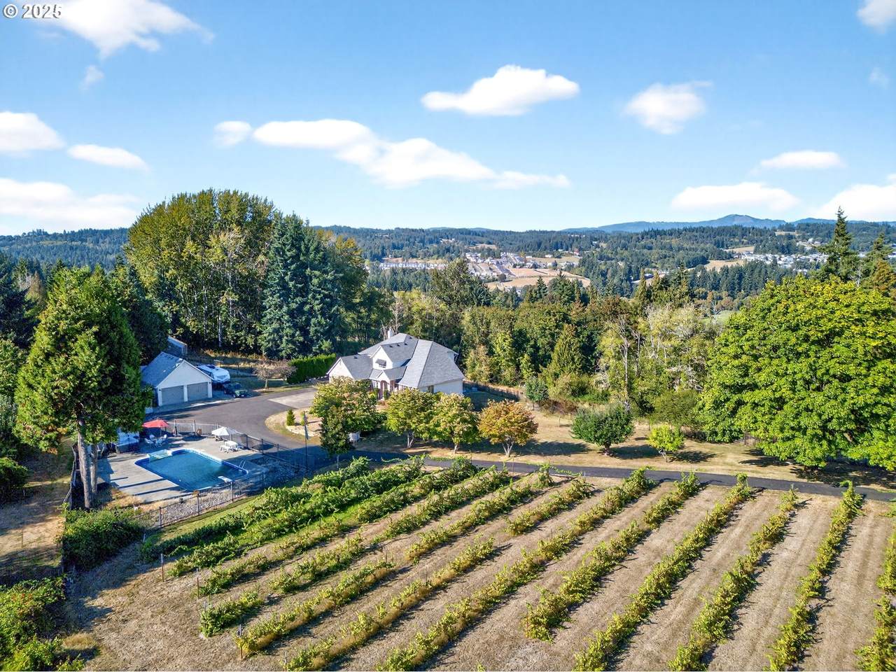 https://bt-photos.global.ssl.fastly.net/portland/1280_boomver_1_527928212-2.jpg