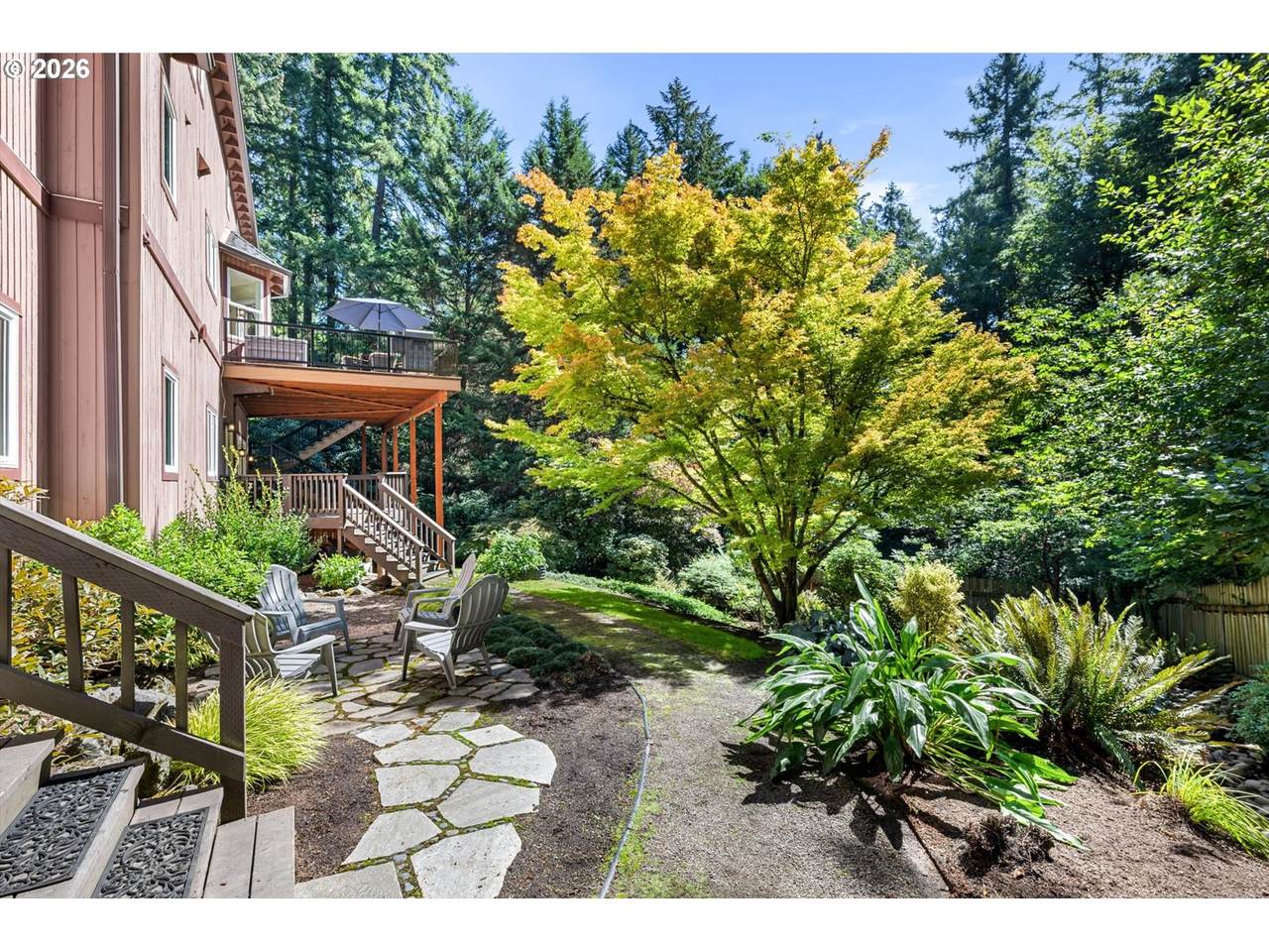 https://bt-photos.global.ssl.fastly.net/portland/1280_boomver_1_528164269-2.jpg