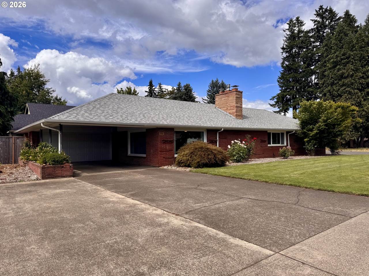 356 10TH Ave - Photo 1