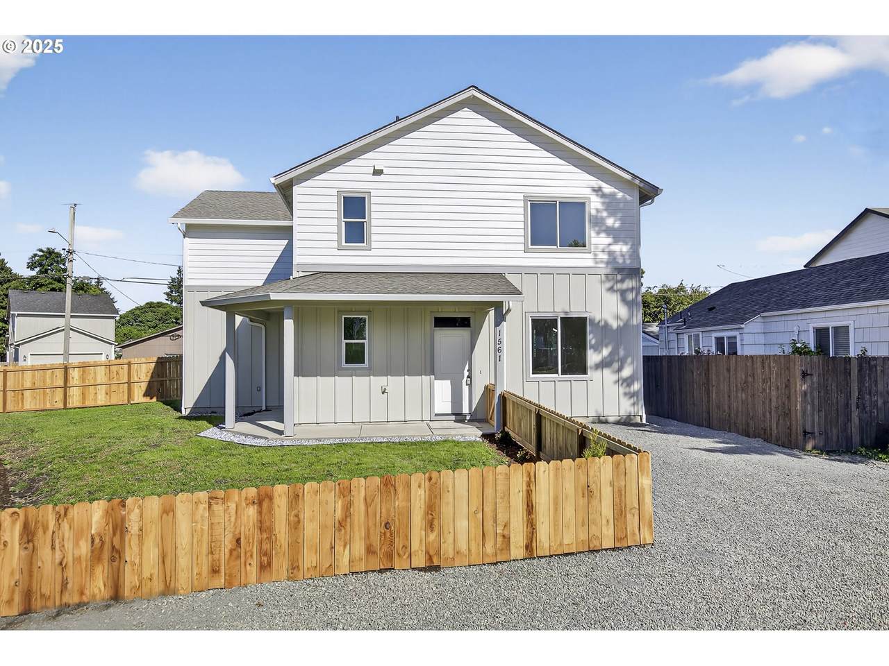 1561 Alabama St - Photo 1