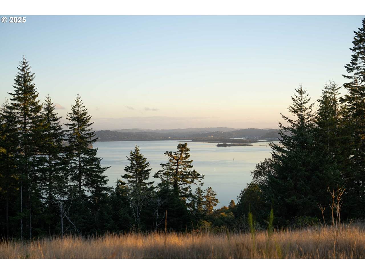 https://bt-photos.global.ssl.fastly.net/portland/1280_boomver_1_529693730-2.jpg