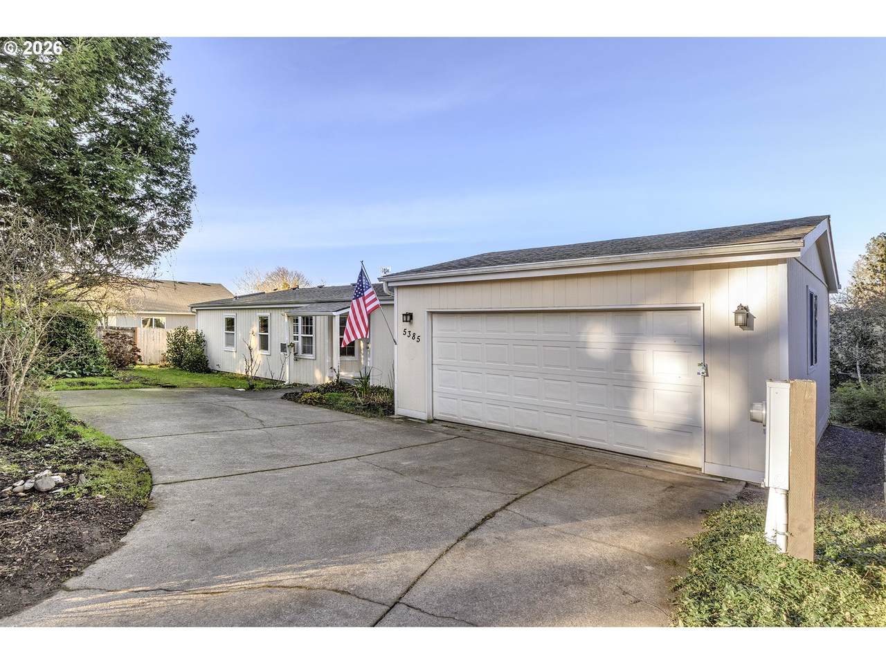 5385 167TH Ave - Photo 1