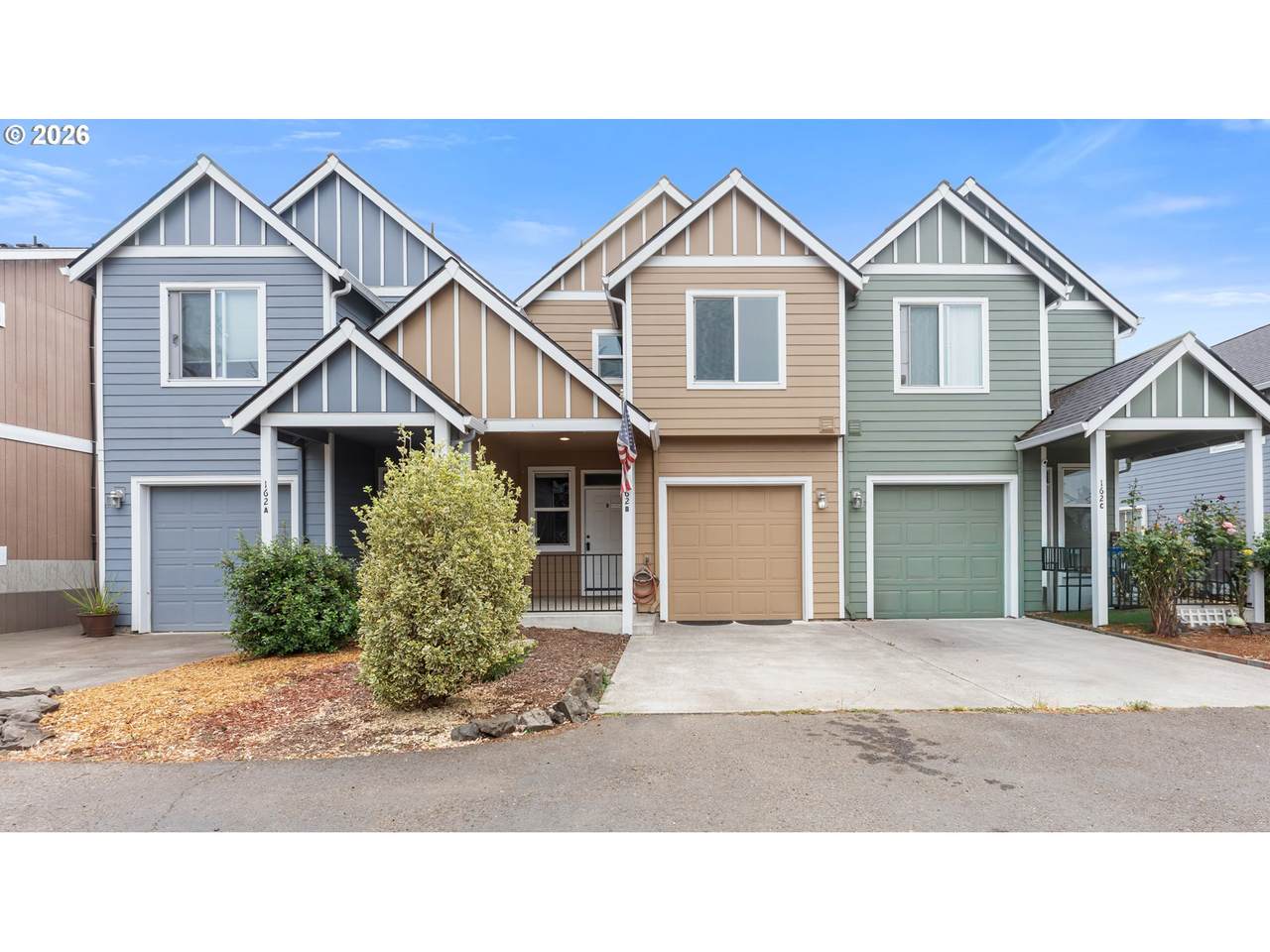 162 Fenton Ave - Photo 1