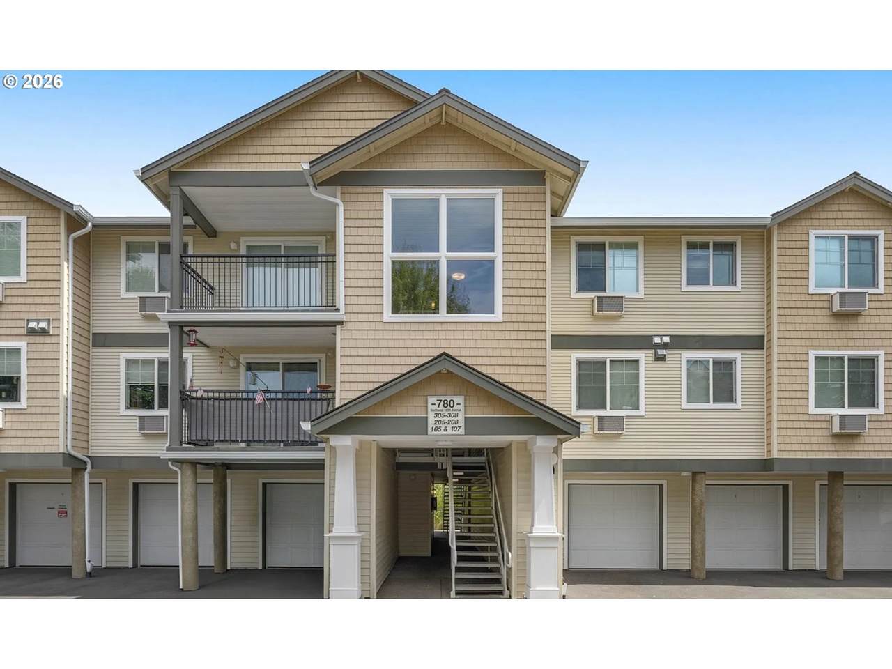 720 185TH Ave - Photo 1
