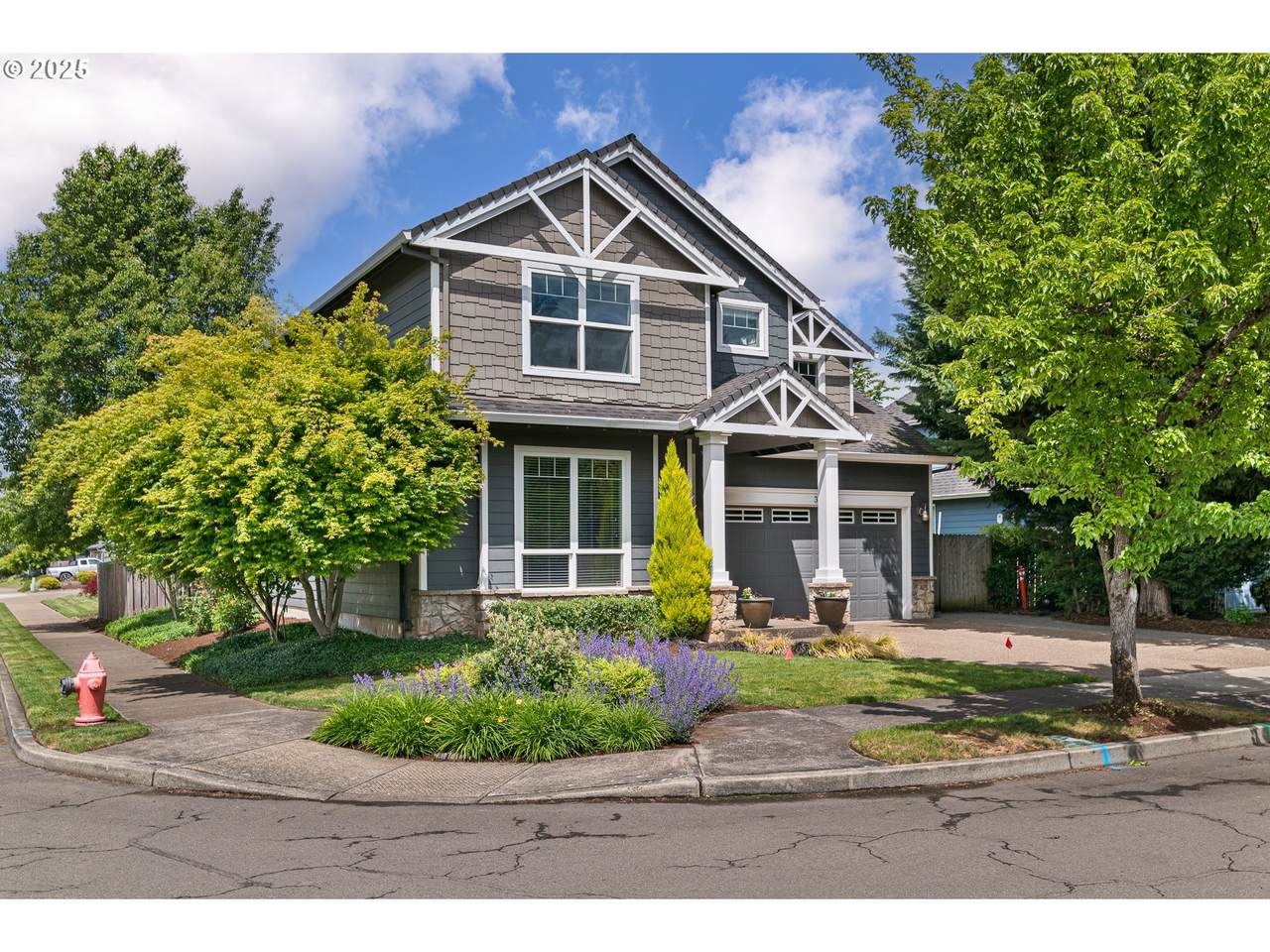 352 14TH Pl - Photo 1