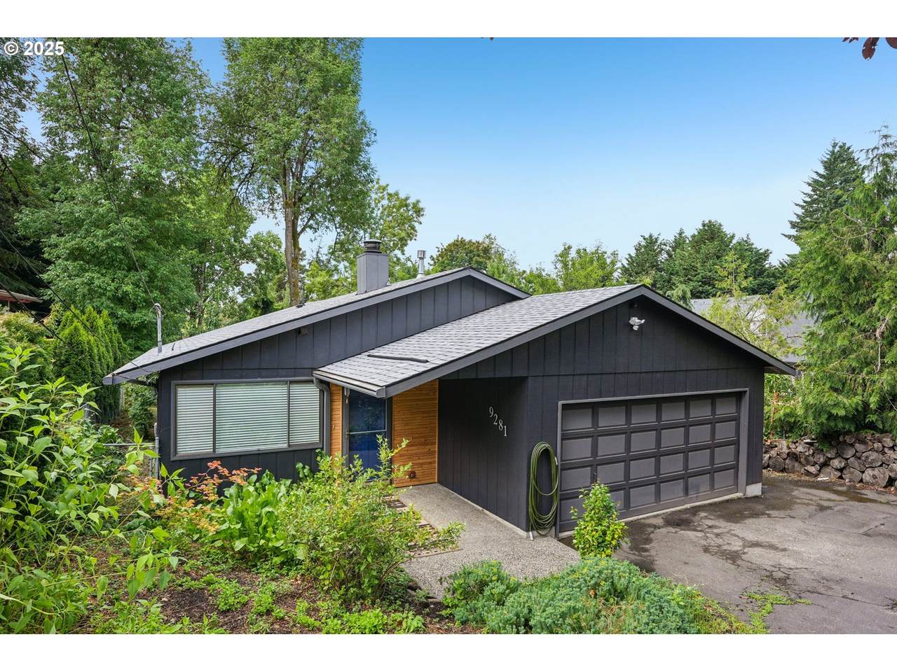 9281 Boones Ferry Rd - Photo 1
