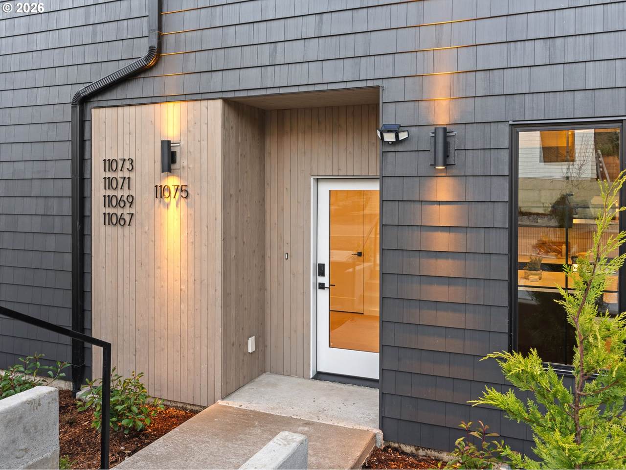 https://bt-photos.global.ssl.fastly.net/portland/1280_boomver_1_533223526-2.jpg