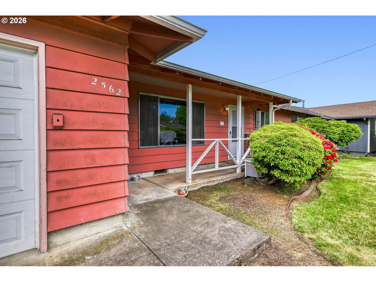 https://bt-photos.global.ssl.fastly.net/portland/1280_boomver_1_534535641-2.jpg