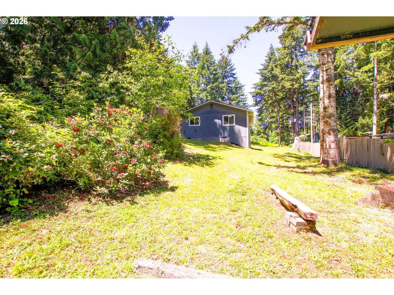 https://bt-photos.global.ssl.fastly.net/portland/1280_boomver_1_535352057-2.jpg