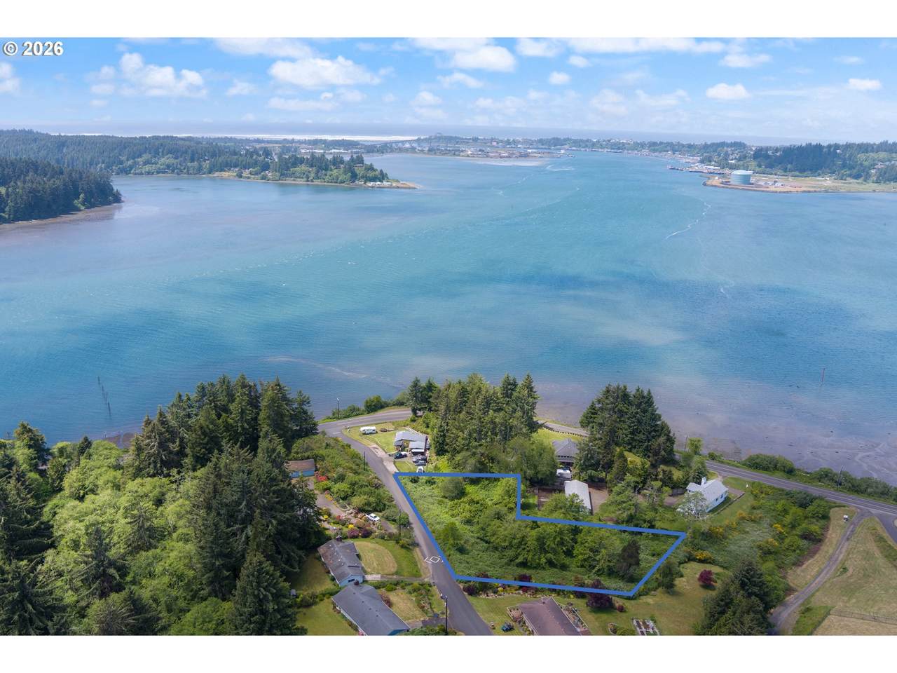 https://bt-photos.global.ssl.fastly.net/portland/1280_boomver_1_535602170-2.jpg