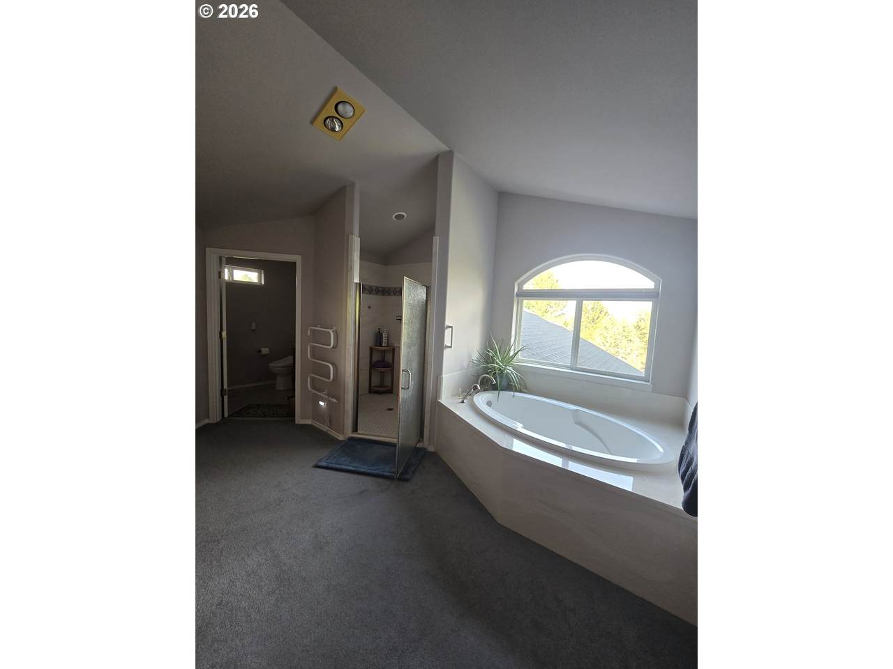 https://bt-photos.global.ssl.fastly.net/portland/1280_boomver_1_535638794-2.jpg