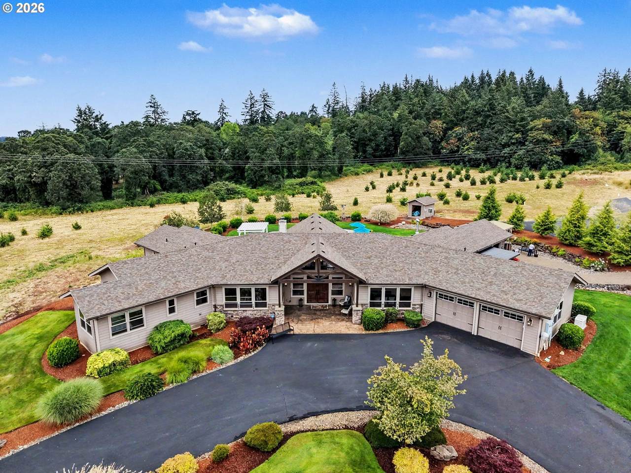 https://bt-photos.global.ssl.fastly.net/portland/1280_boomver_1_535830834-2.jpg