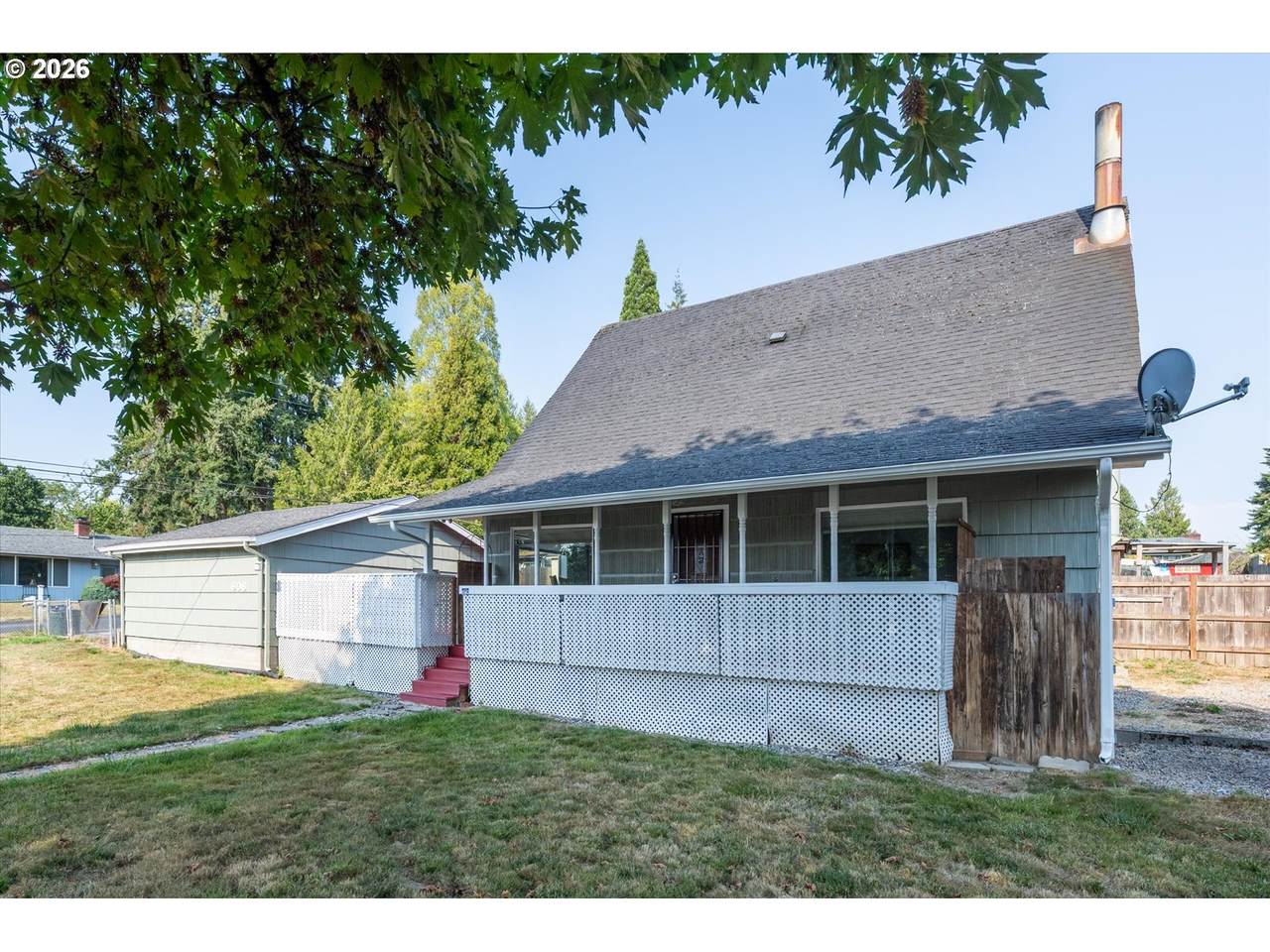 606 16TH Ave - Photo 1