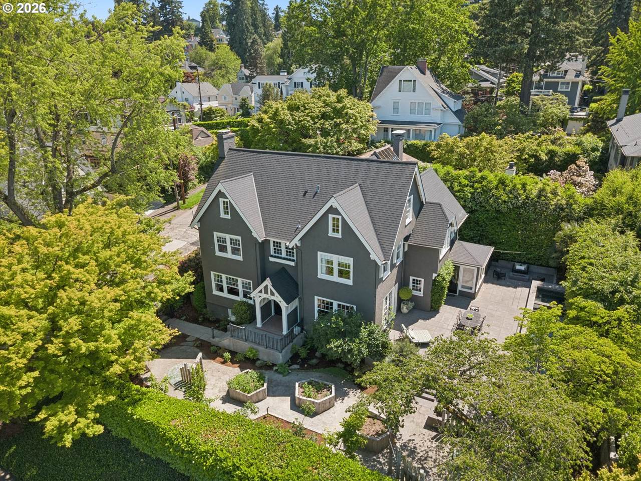 1808 Laurel St - Photo 1