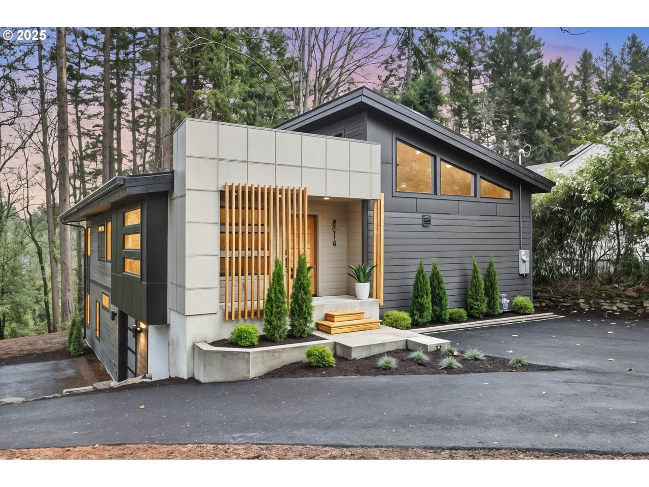 8014 54TH Ave - Photo 1