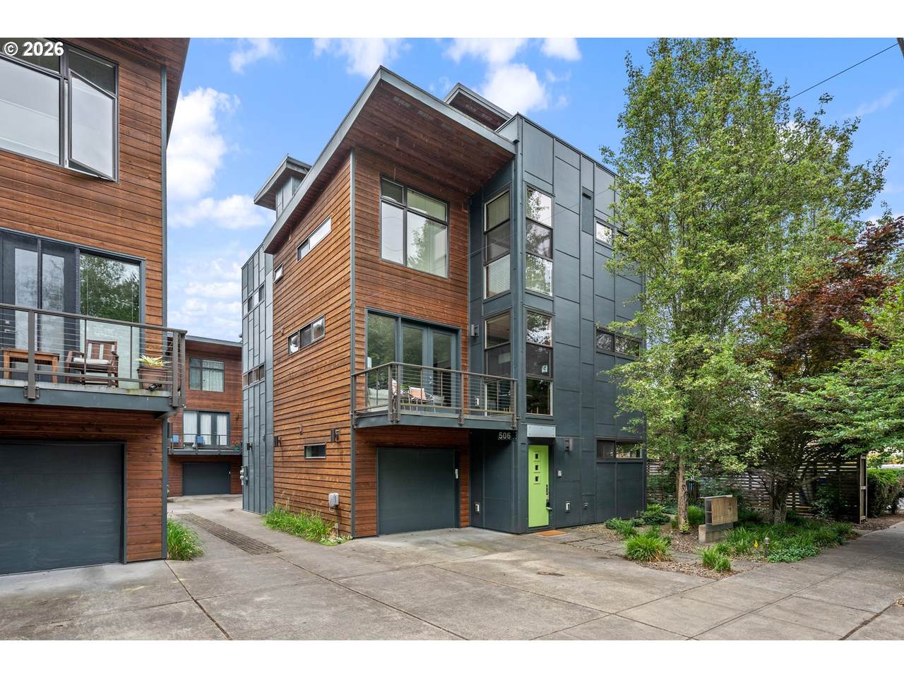 506 Sacramento St - Photo 1