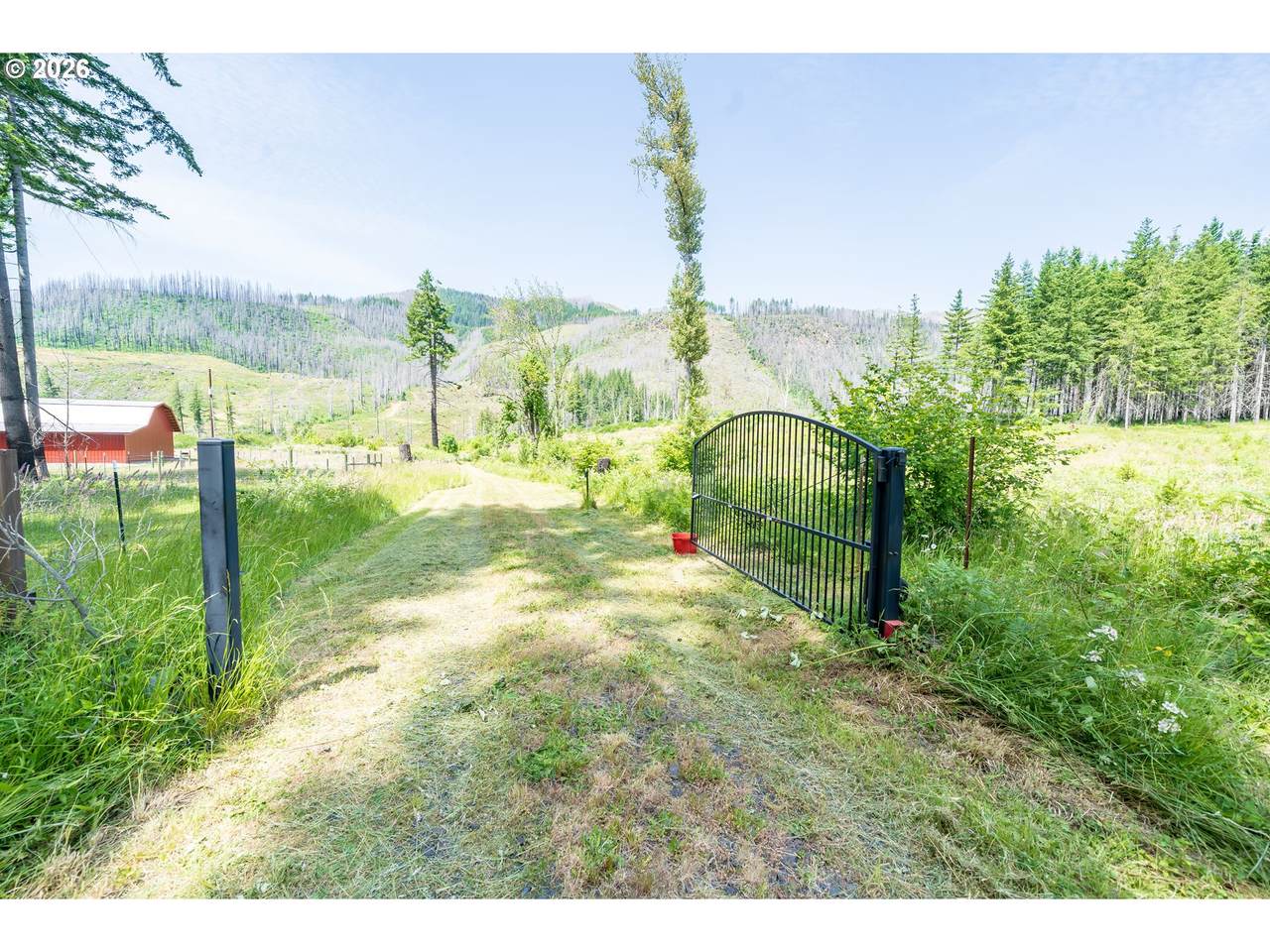 51789 Gates - Photo 1
