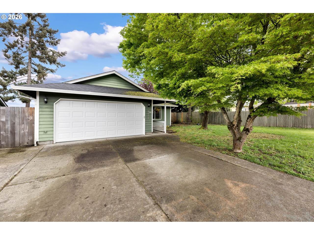 5011 151ST Ave - Photo 1