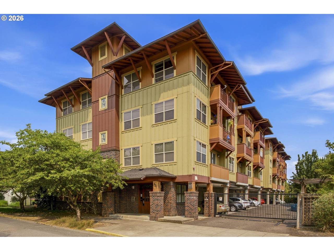 400 100TH Ave - Photo 1