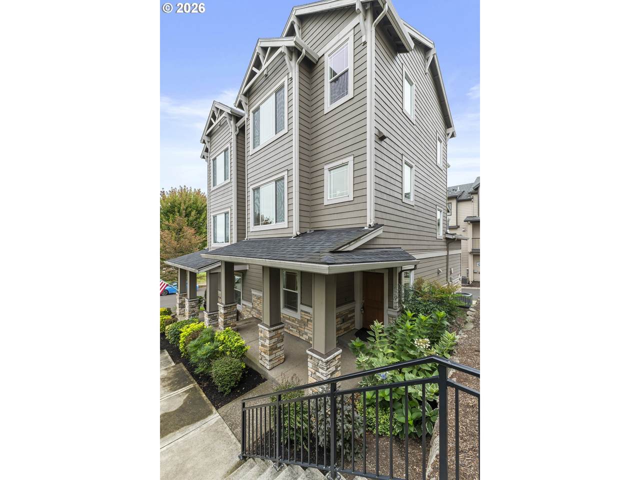 https://bt-photos.global.ssl.fastly.net/portland/1280_boomver_1_542830518-2.jpg