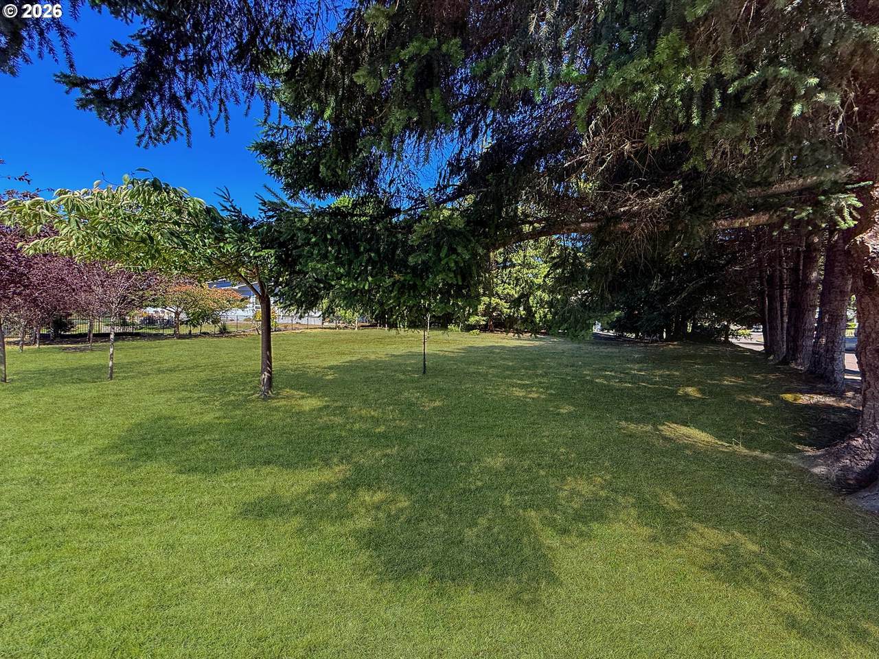 932 Midland Way - Photo 1