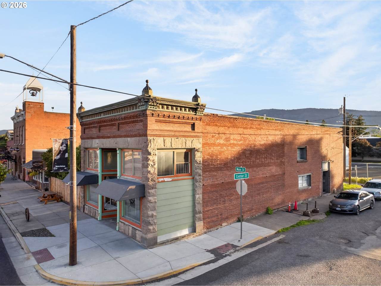https://bt-photos.global.ssl.fastly.net/portland/1280_boomver_1_543573296-2.jpg