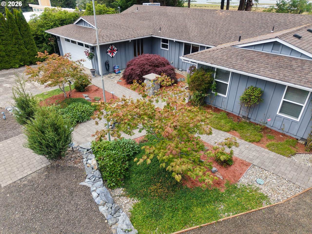 https://bt-photos.global.ssl.fastly.net/portland/1280_boomver_3_543618343-2.jpg